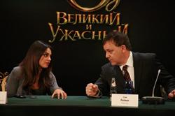 Мила Кунис поработала в Москве переводчиком
